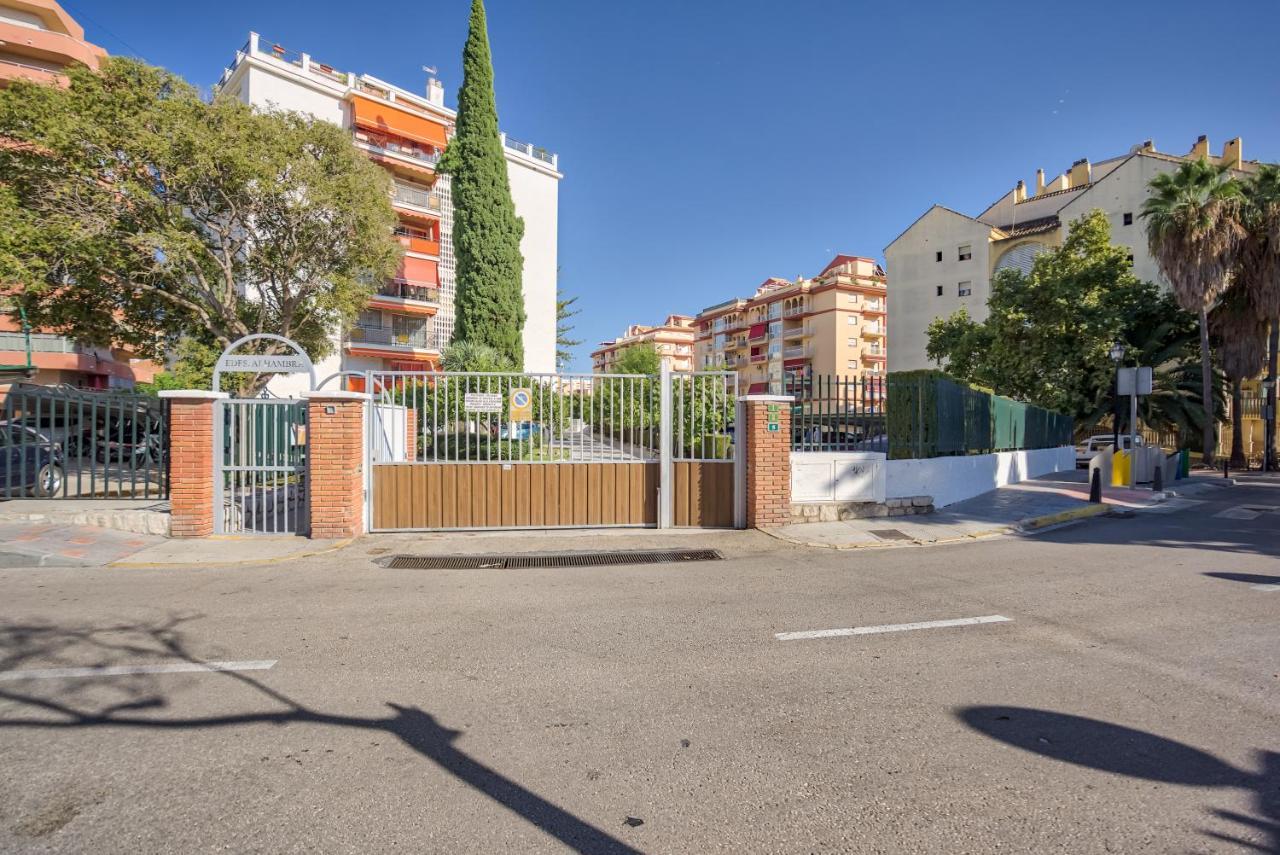 Sur Suites Alhambra Fuengirola Εξωτερικό φωτογραφία